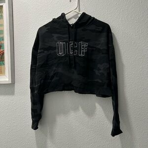 Cropped UCF KNIGHTS camo lightweight hoodie